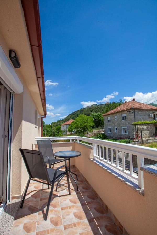 Apartmani Grubac Trebinje Exteriör bild