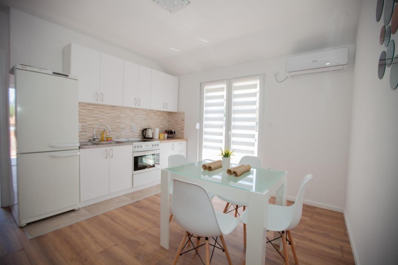 Apartmani Grubac Trebinje Exteriör bild